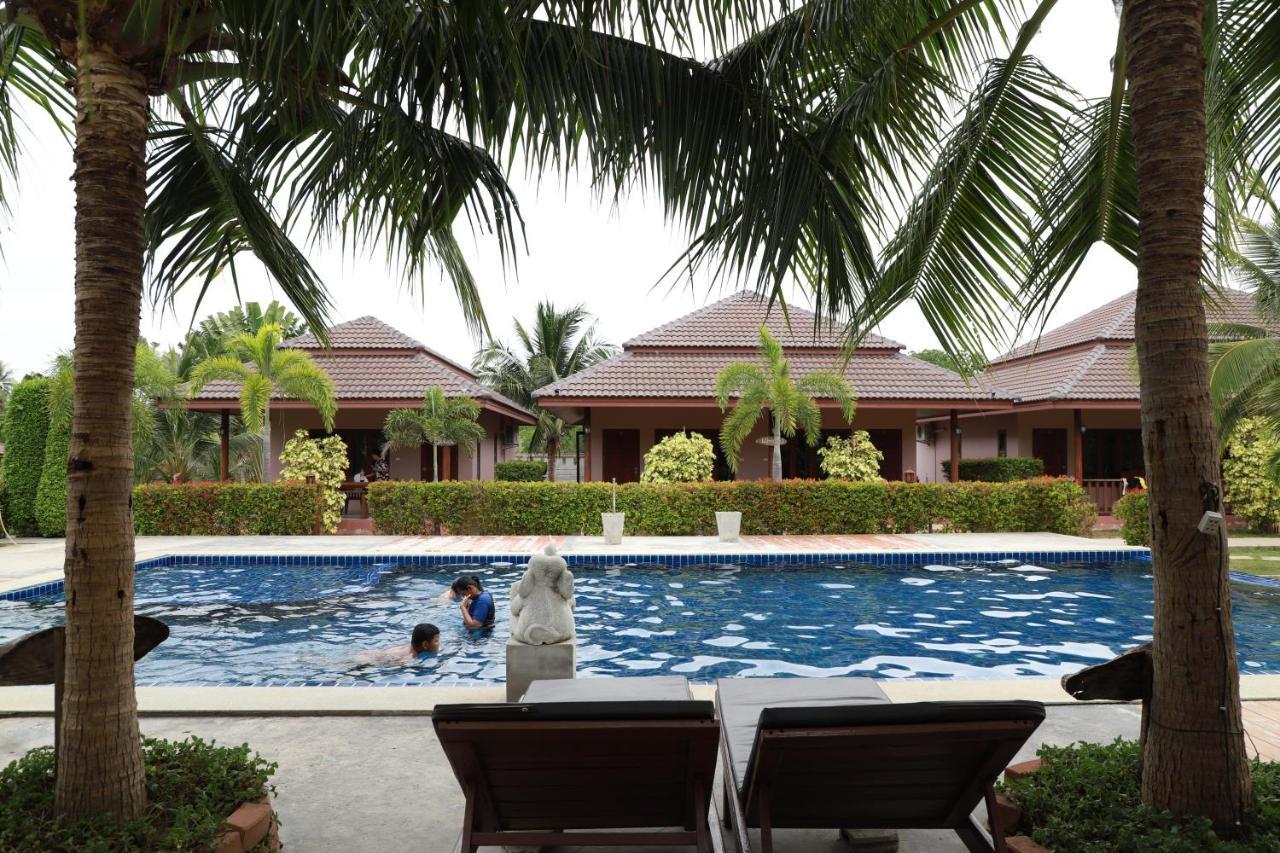 Waterside Resort Pran Buri Exteriér fotografie